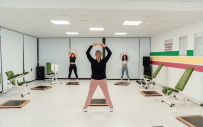 🧘‍♂️ Pilates : Le Loisir Indoor qui Sculpte votre Core et Booste votre Posture !